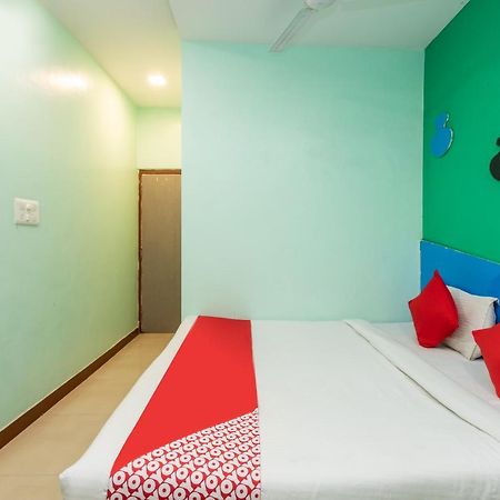 Oyo 14594 Hotel Amaltas Удджайн Экстерьер фото