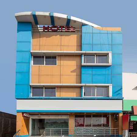 Oyo 14594 Hotel Amaltas Удджайн Экстерьер фото