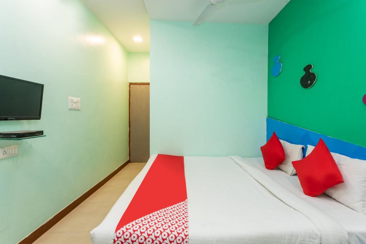 Oyo 14594 Hotel Amaltas Удджайн Экстерьер фото
