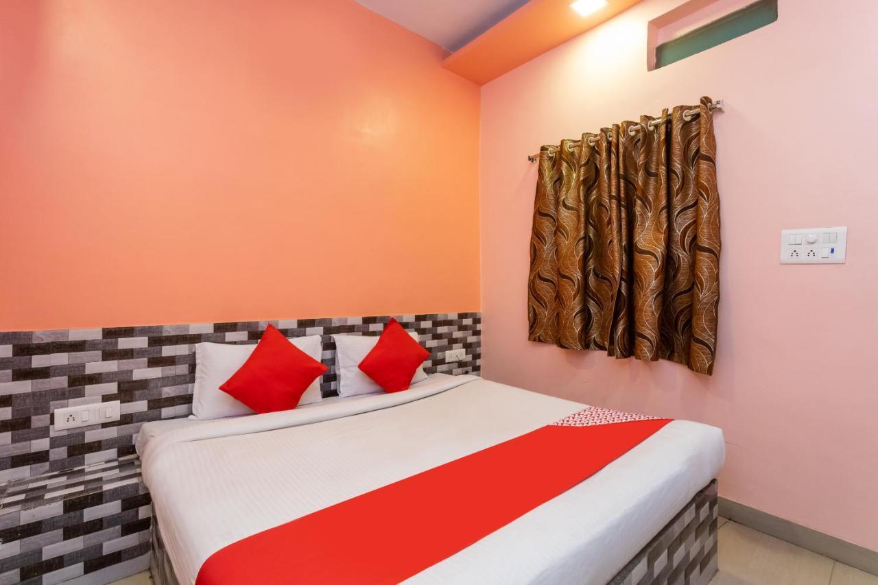 Oyo 14594 Hotel Amaltas Удджайн Экстерьер фото